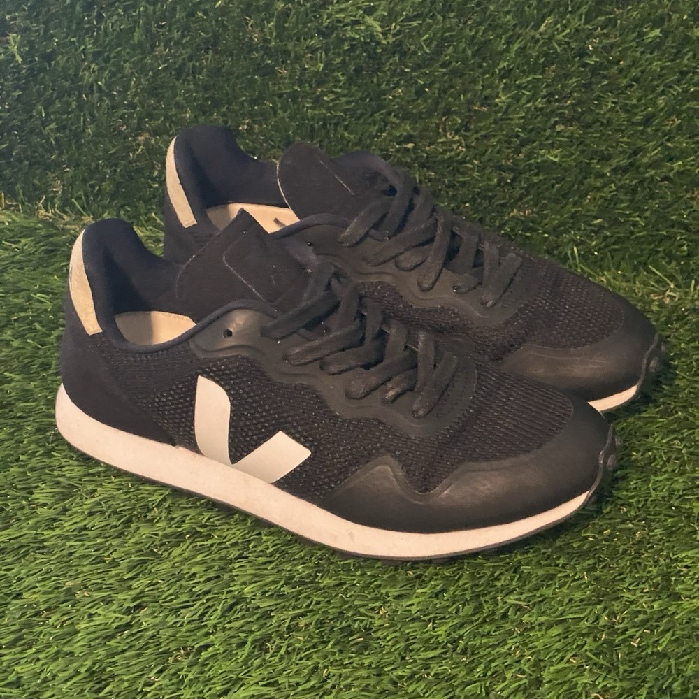 Veja SDU B-Mesh Black White Sneakers women Size 7